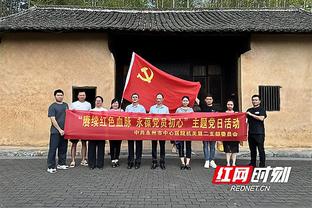 TA：安帅向魔笛提供加入教练组的机会，魔笛更希望继续踢球